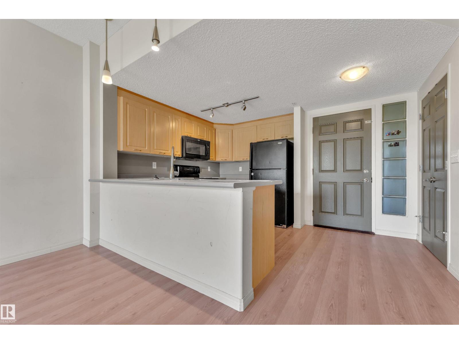 Single Family House for Sale in #   Avenue NW Edmonton 