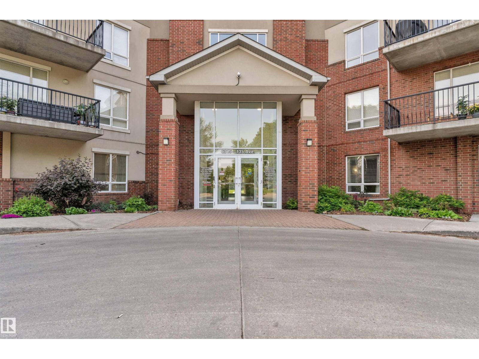 Single Family House for Sale in #   Avenue NW Edmonton 