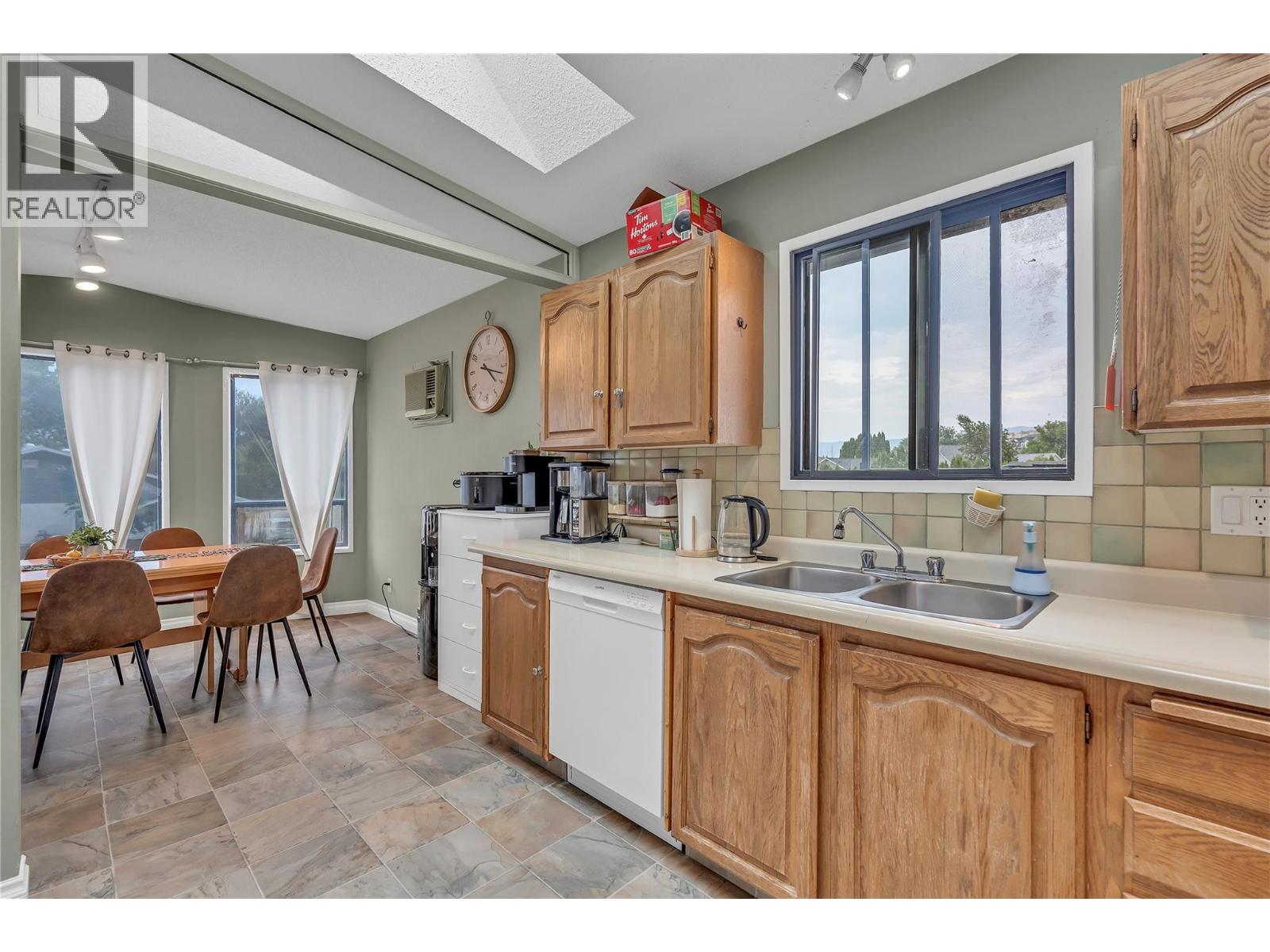 2494 Cornwall Drive, Penticton