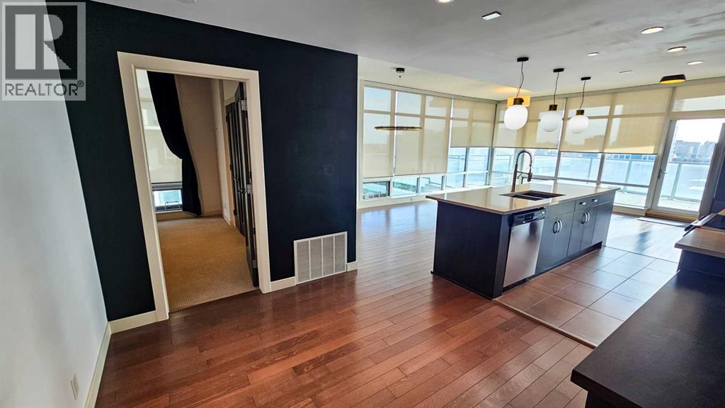 Single Family House for Sale in    Avenue SW Beltline Calgary 