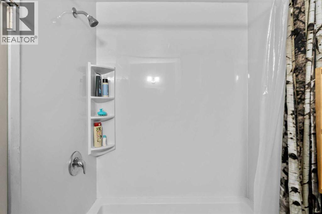 Single Family House for Sale in   Pennsylvania Road SE Penbrooke Meadows Calgary 