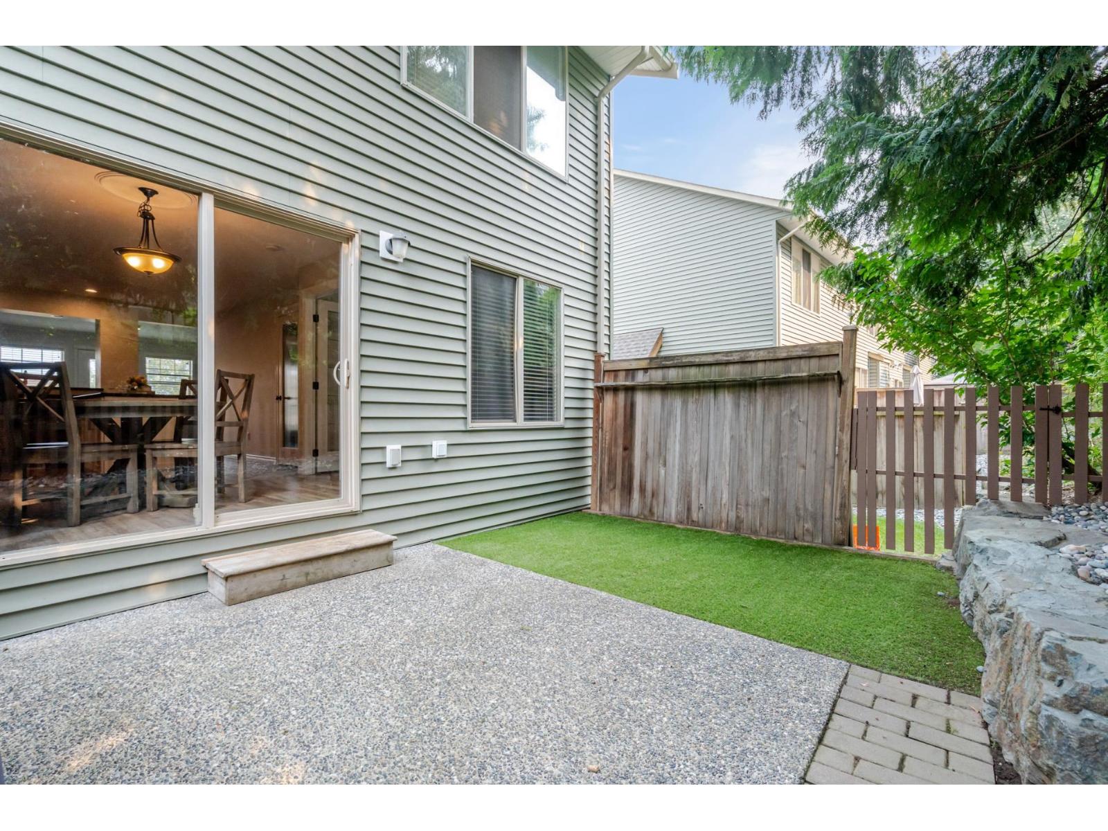 24 46840 RUSSELL ROAD, Promontory, Chilliwack