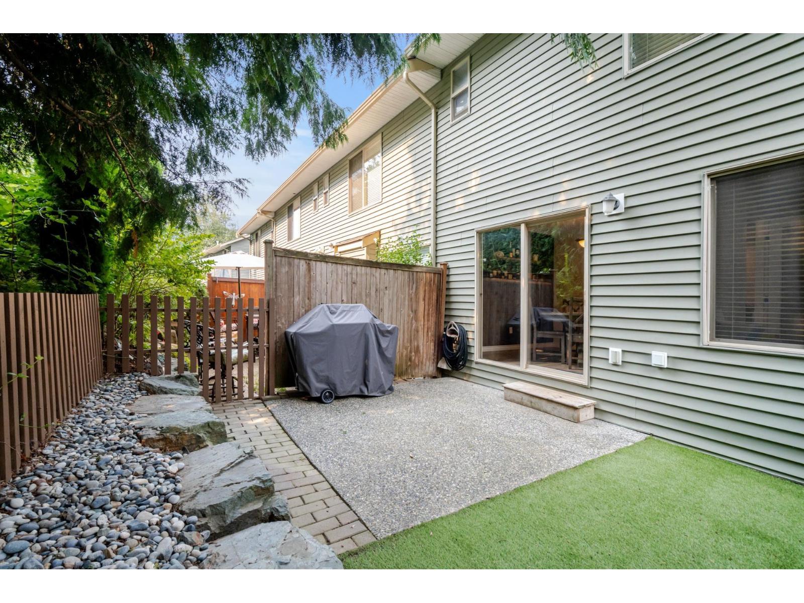 24 46840 RUSSELL ROAD, Promontory, Chilliwack