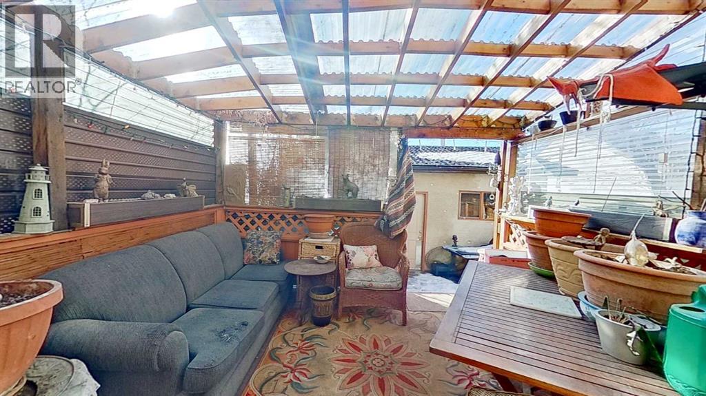 Single Family House for Sale in  Westmount Road NW West Hillhurst Calgary 