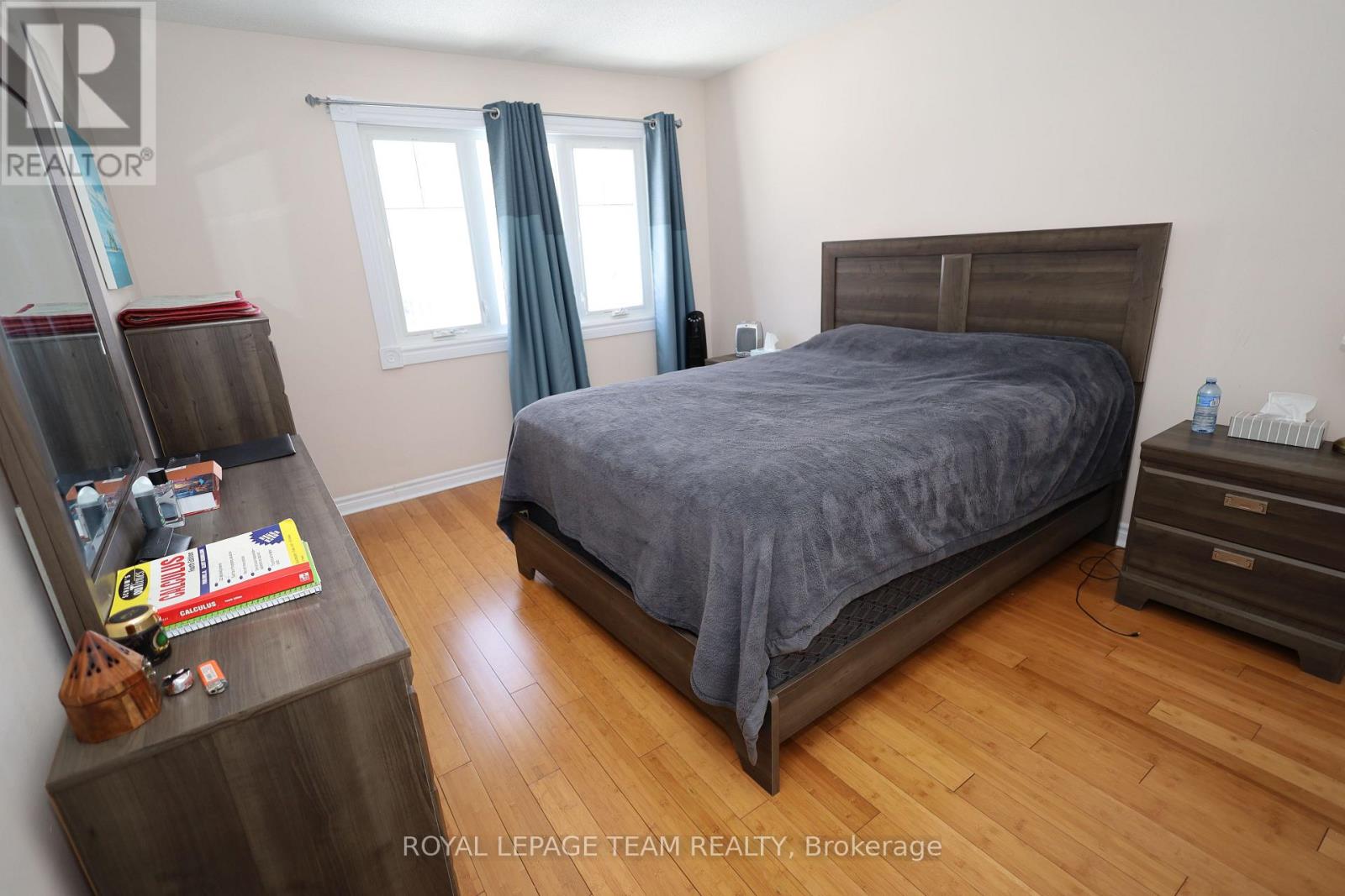 2194 NIAGARA DRIVE - 22