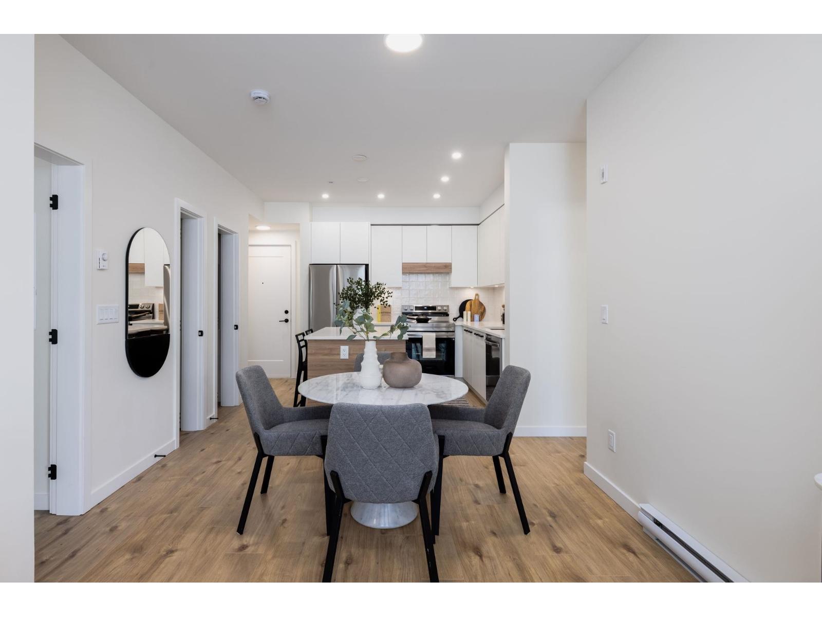 102 33920 BEST AVENUE, Mission