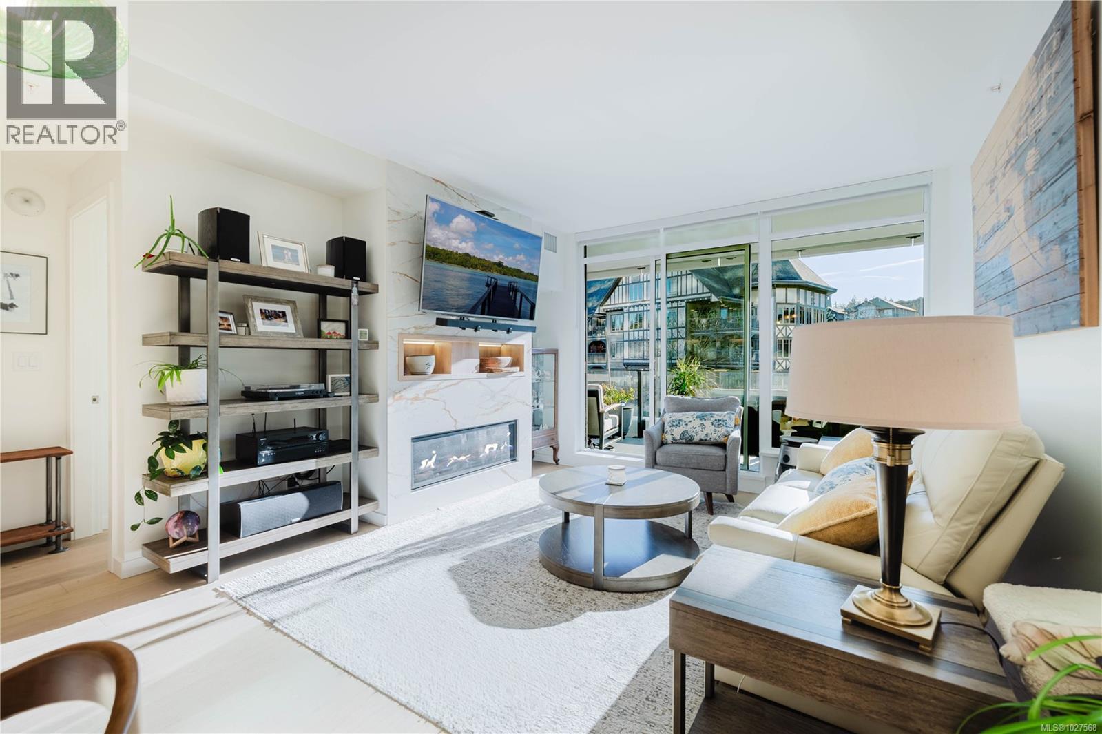 705 2000 Hannington Road, Langford