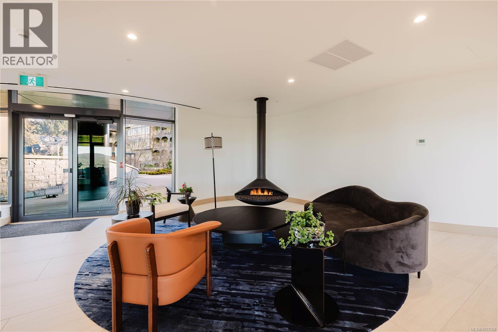 705 2000 Hannington Road, Langford