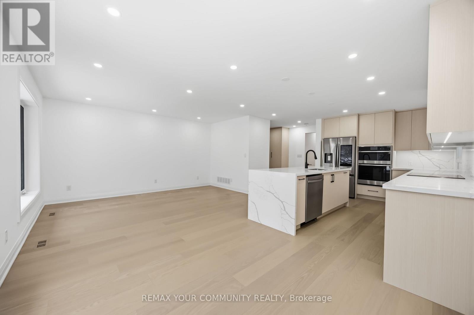 55 COCKSFIELD AVENUE - 15