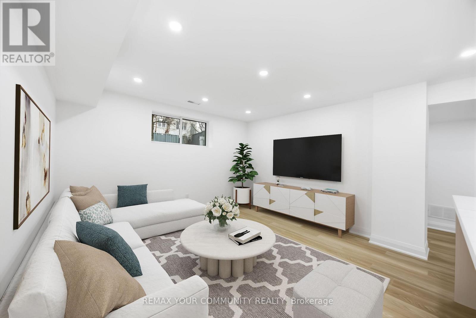 55 COCKSFIELD AVENUE - 35