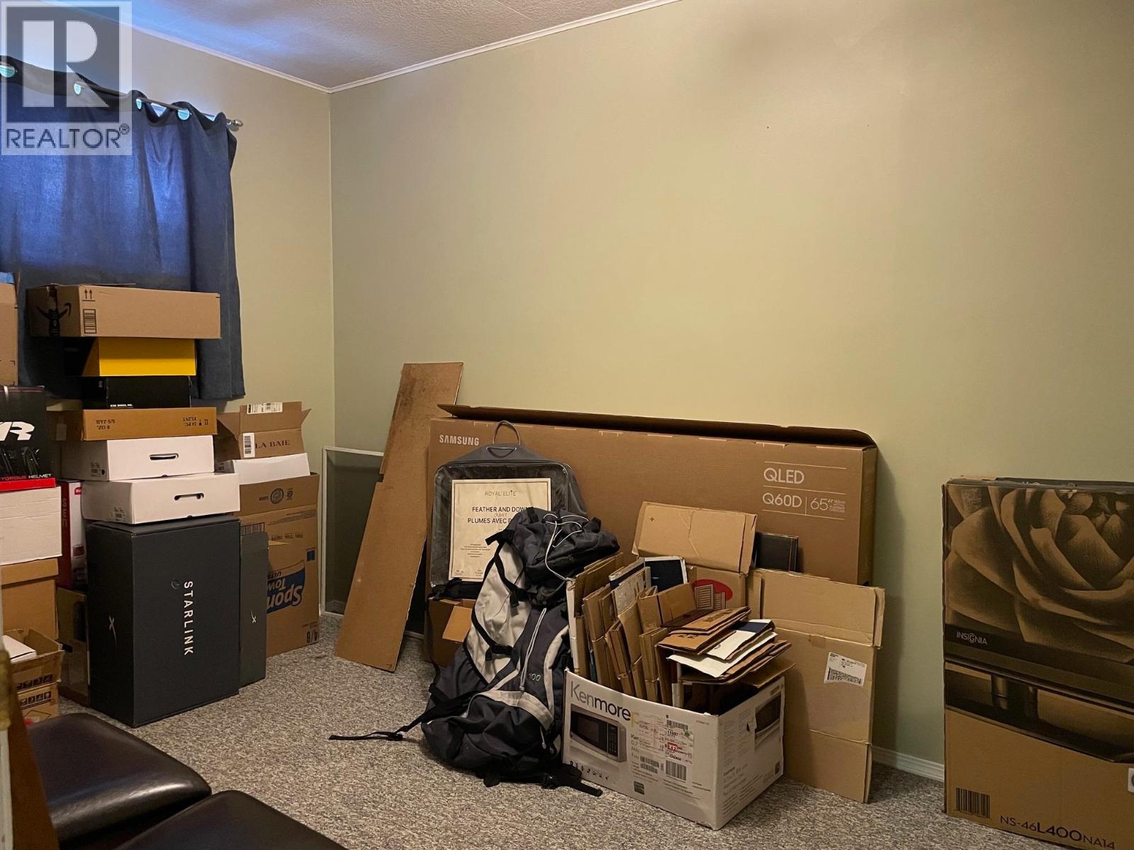 5548 MINNAKER CRESCENT, Fort Nelson