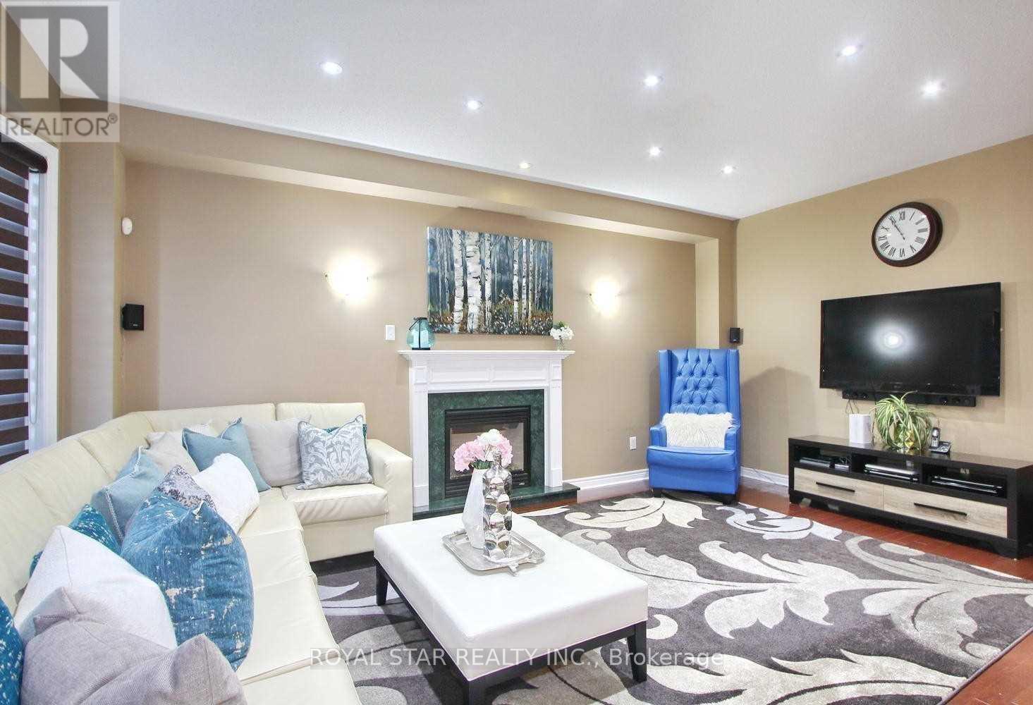 38 RIVERGLEN STREET - 10
