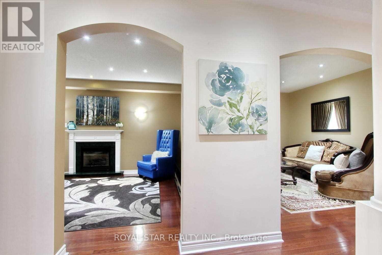 38 RIVERGLEN STREET - 12