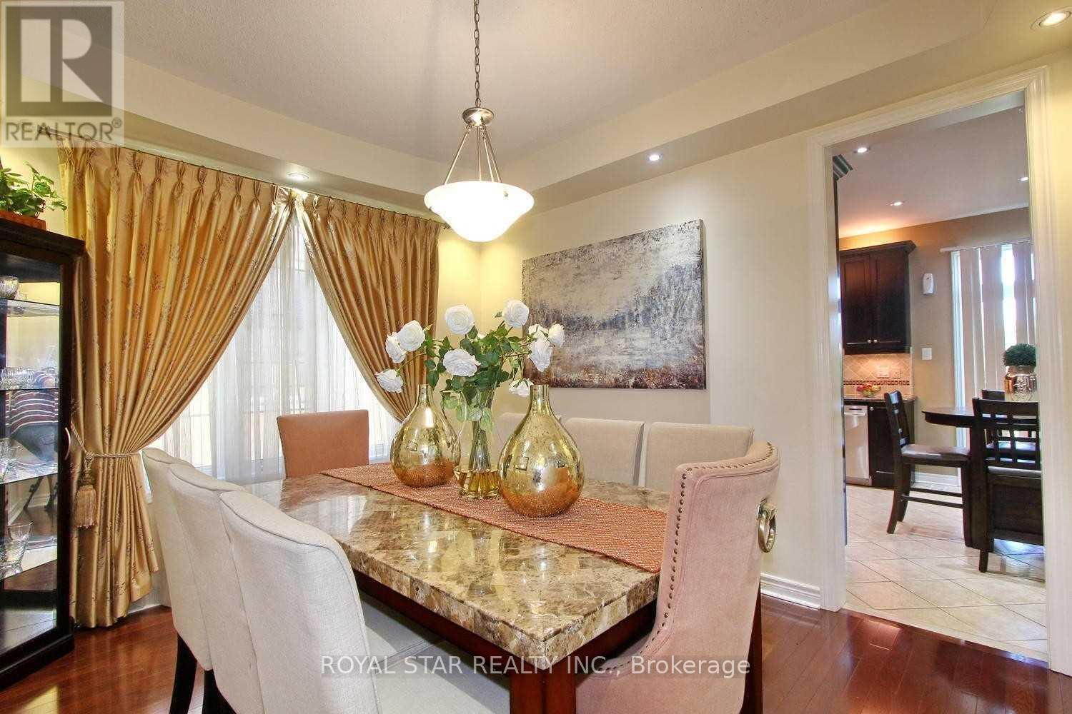 38 RIVERGLEN STREET - 13