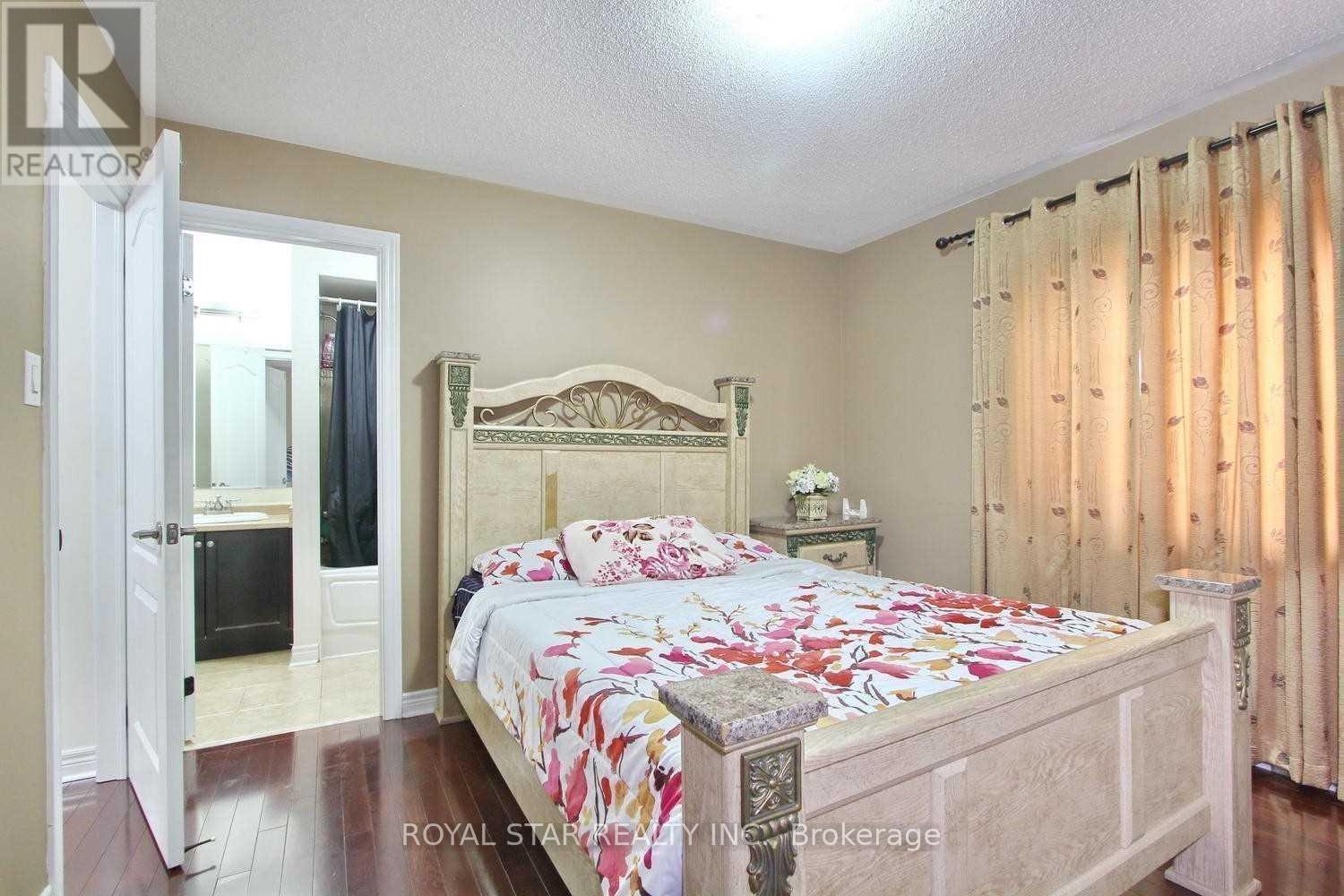 38 RIVERGLEN STREET - 25