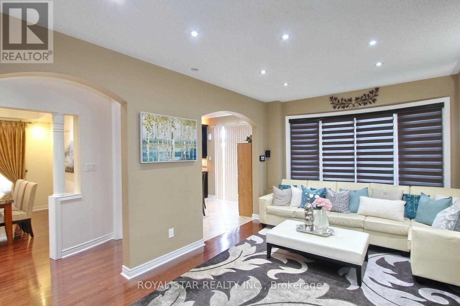 38 RIVERGLEN STREET - 9