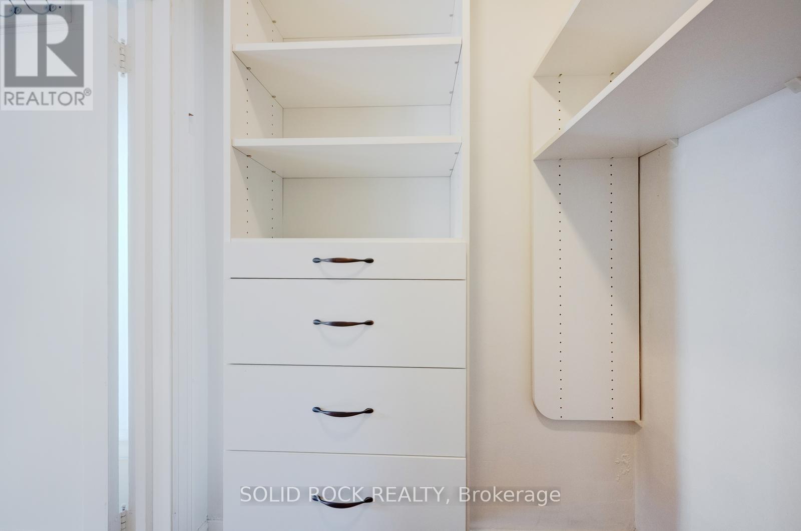 117 MILL STREET S - 23