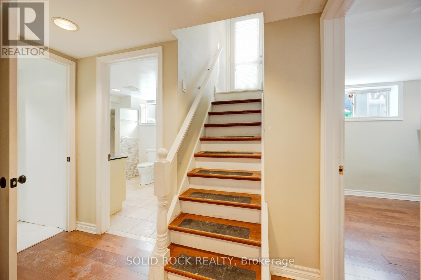 117 MILL STREET S - 28