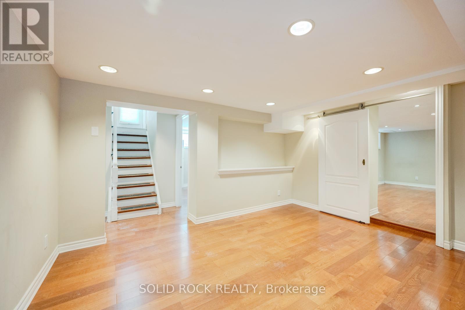 117 MILL STREET S - 29