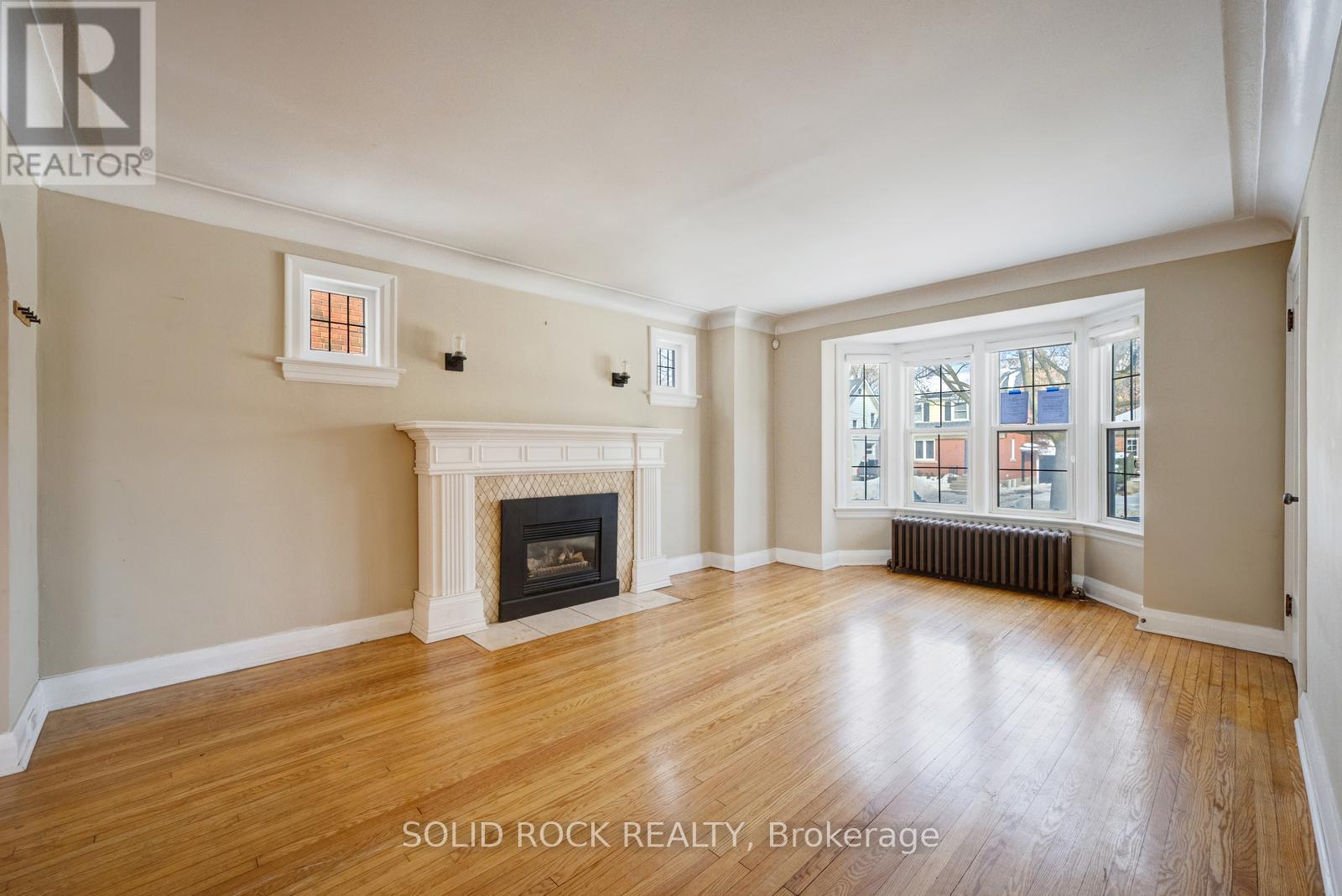 117 MILL STREET S - 6