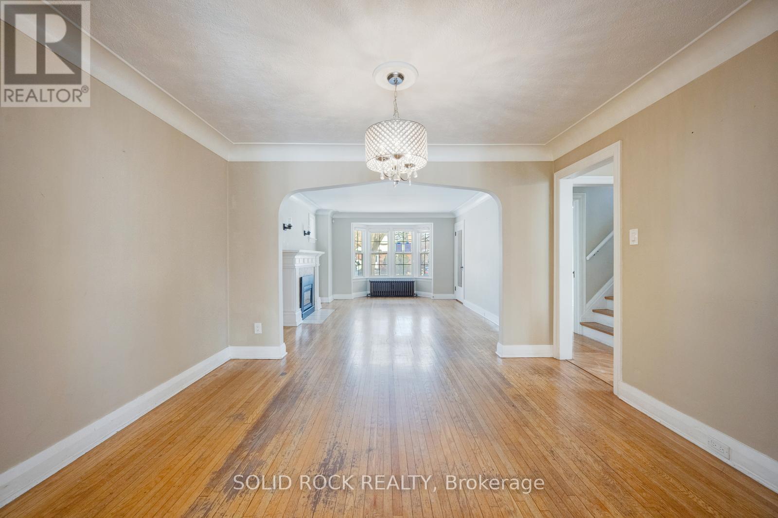 117 MILL STREET S - 8