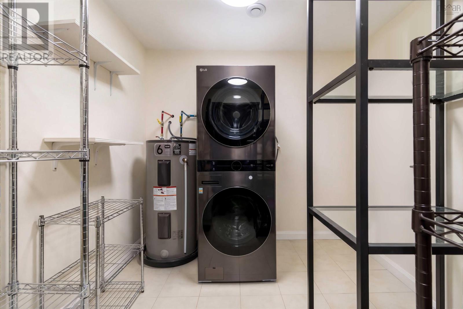 Property 30 of 51 of 4 440 Upper Blandford Road