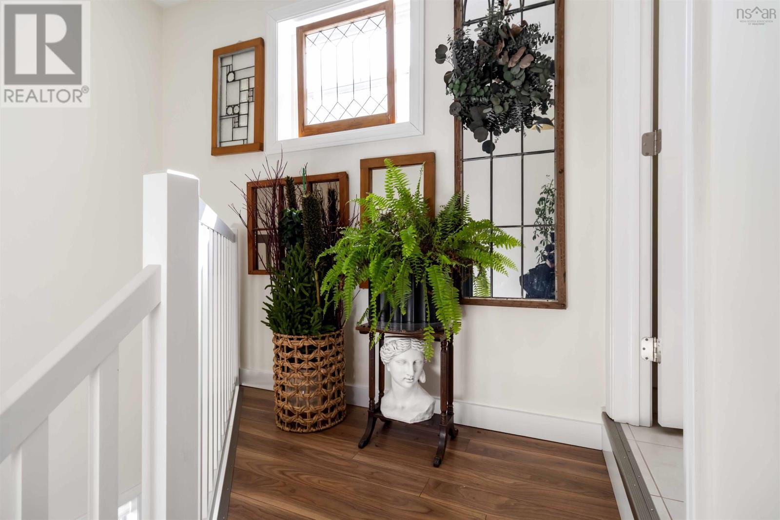 Property 35 of 51 of 4 440 Upper Blandford Road