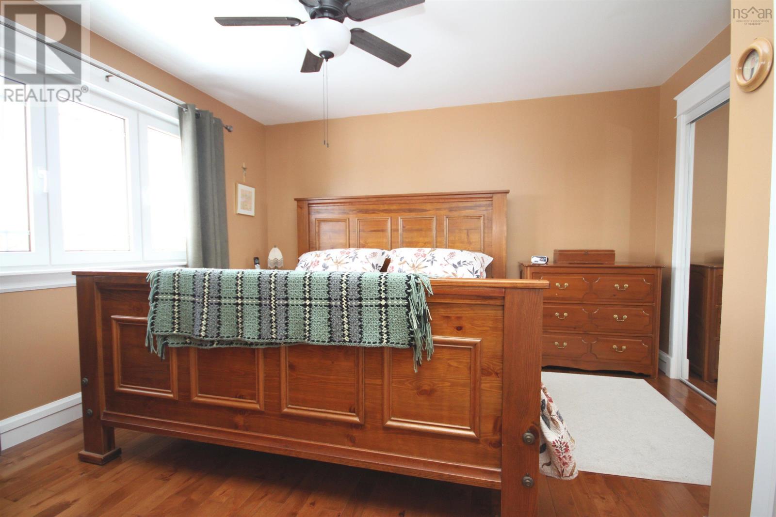 Property 24 of 42 of 13864 Highway 4