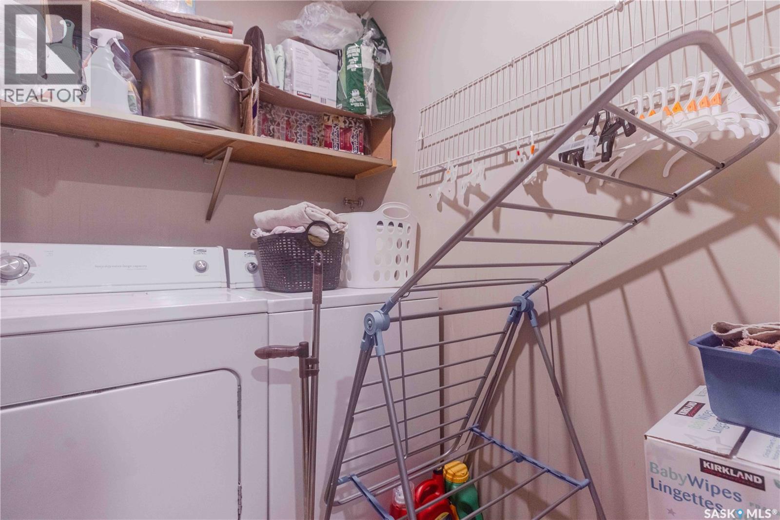 Single Family House Low rise for Sale in   Tait CRESCENT Saskatoon 