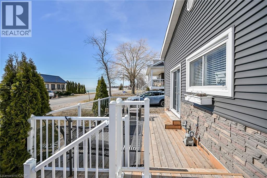 87 LAKESHORE ROAD - 3