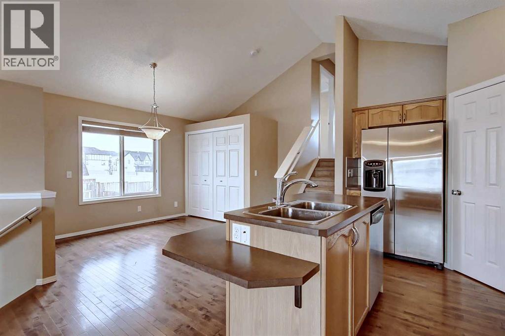 Single Family House 4 Level for Sale in  Copperfield Rise SE Copperfield Calgary 
