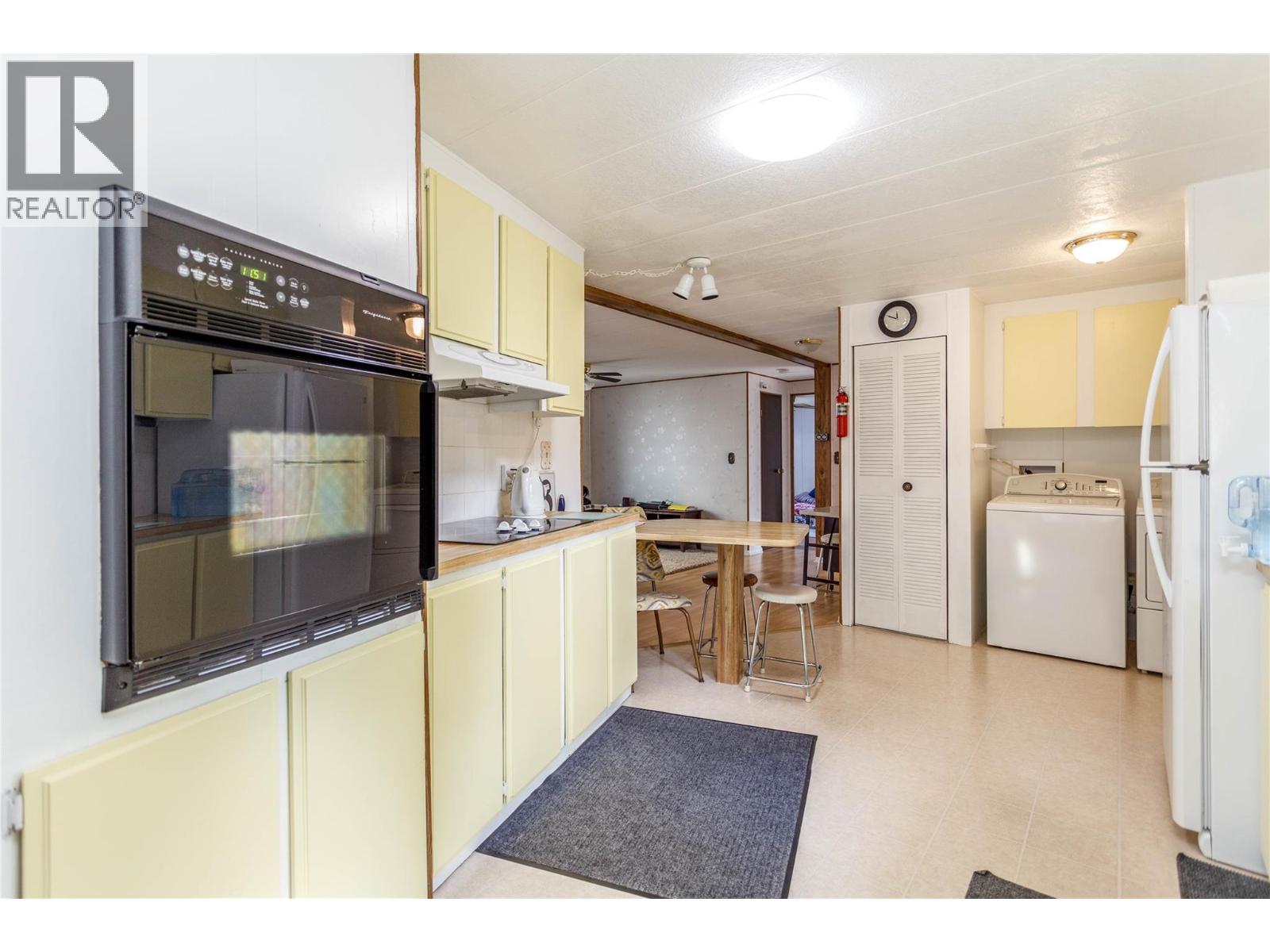 3 12069 Westside Road, Vernon