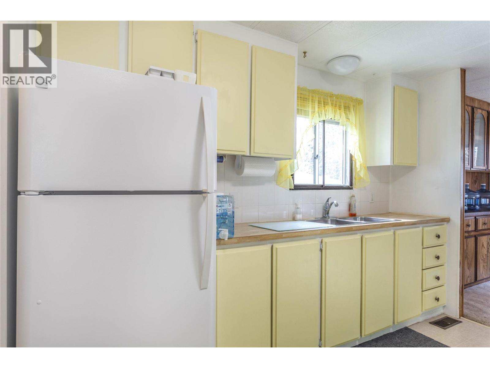 3 12069 Westside Road, Vernon