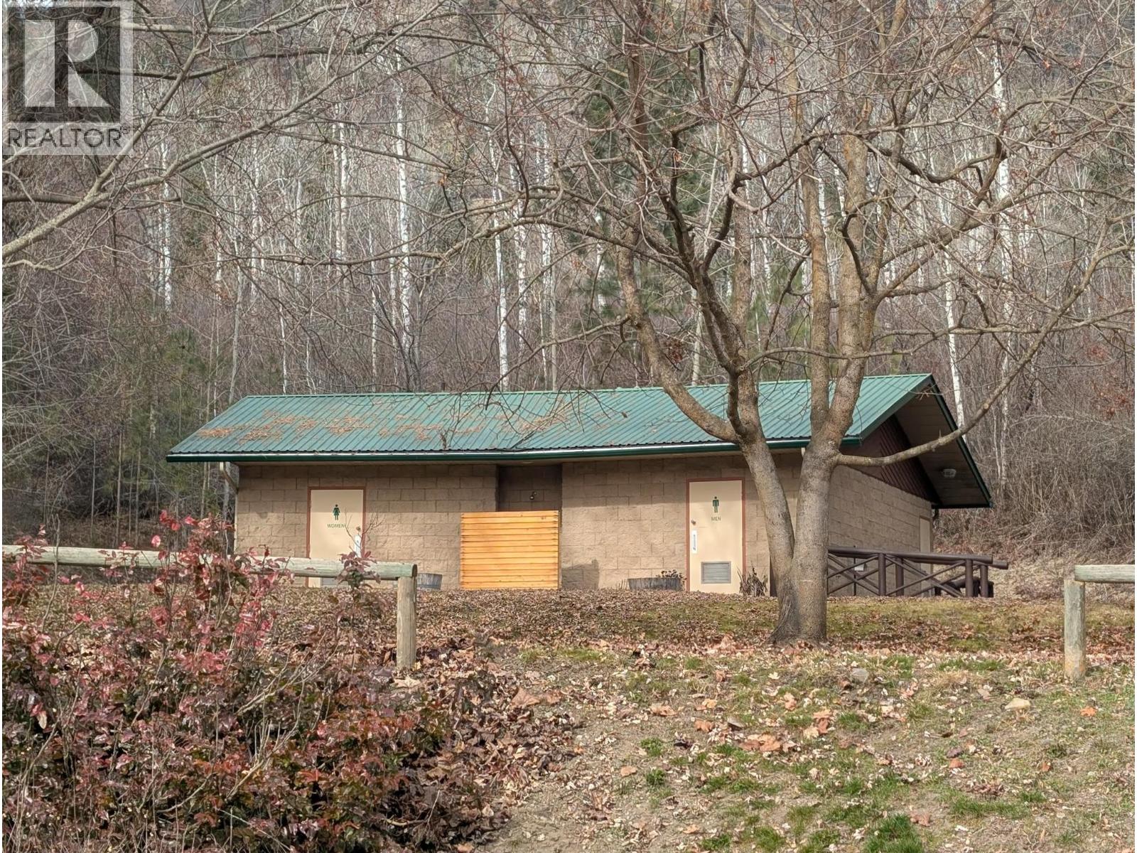 3 12069 Westside Road, Vernon