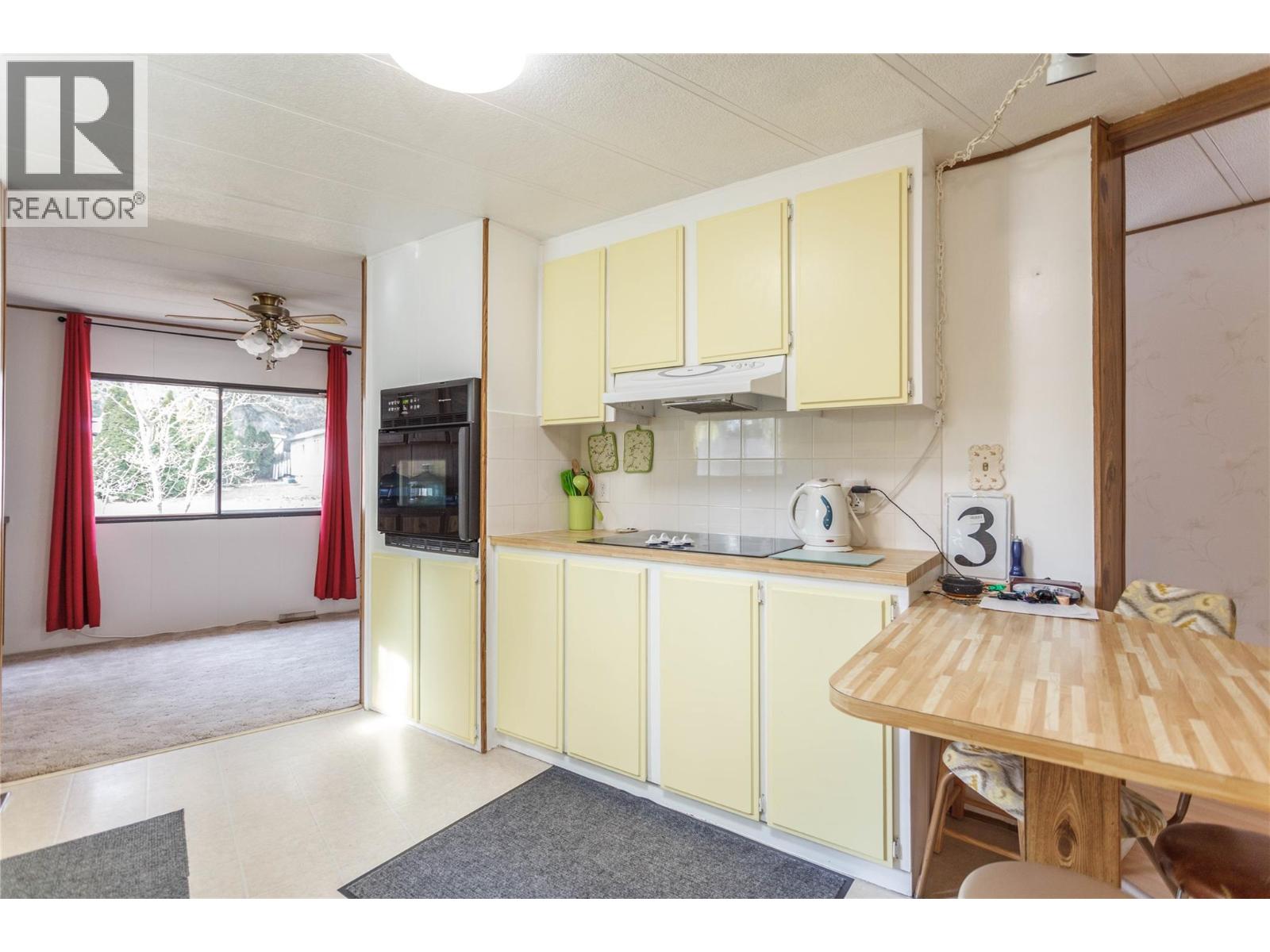 3 12069 Westside Road, Vernon