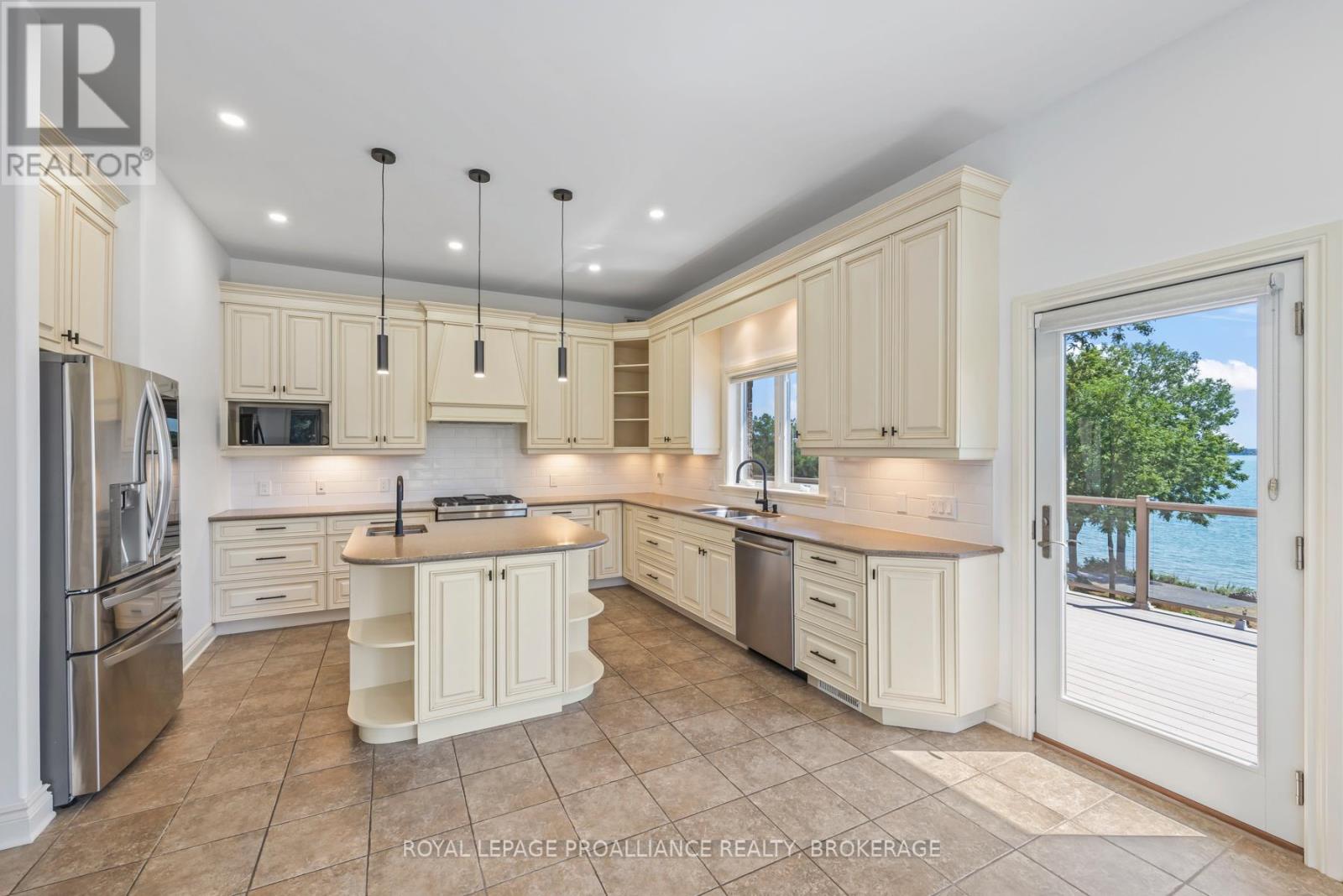 4744 BATH ROAD - 20