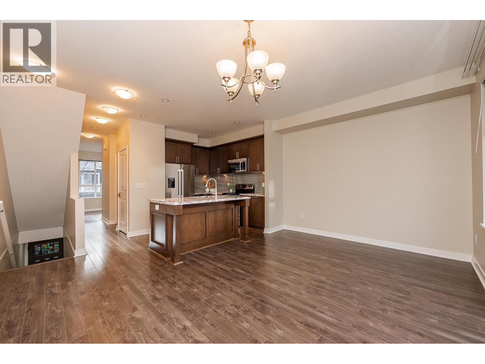 120 1460 SOUTHVIEW STREET, Coquitlam