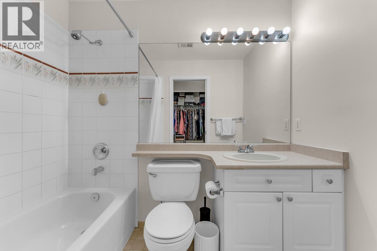 215 2109 ROWLAND STREET, Port Coquitlam