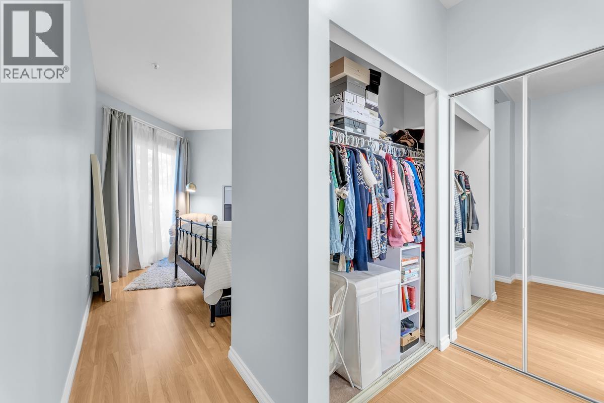 215 2109 ROWLAND STREET, Port Coquitlam