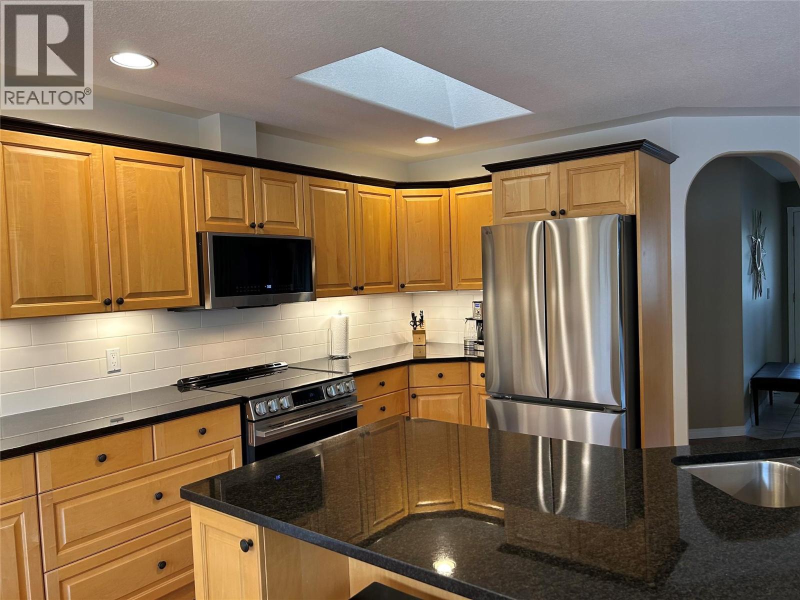 3639 Overlander Drive - 17