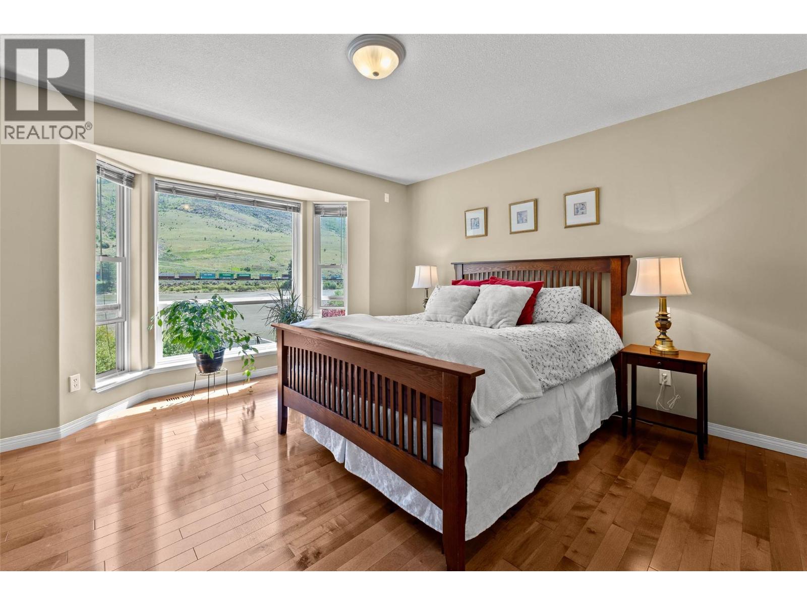 3639 Overlander Drive - 22