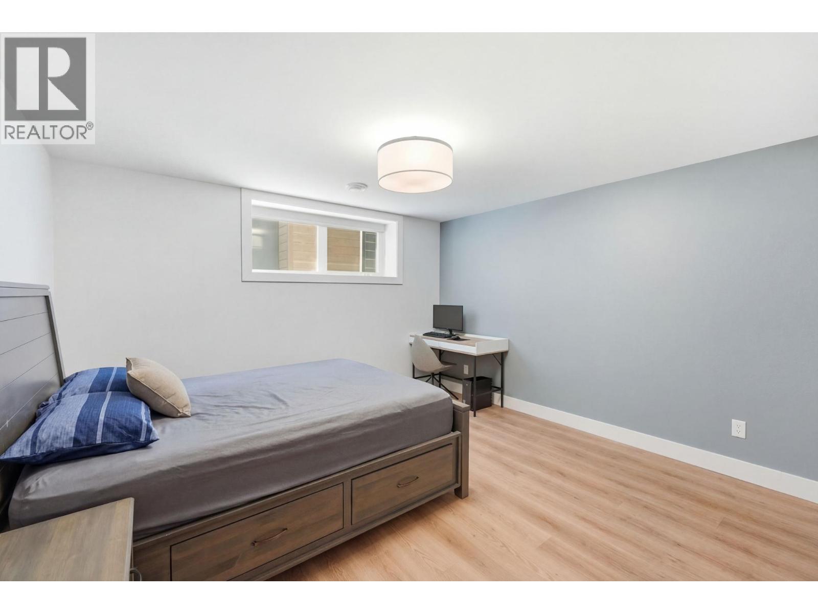 940 Bull Crescent - 40