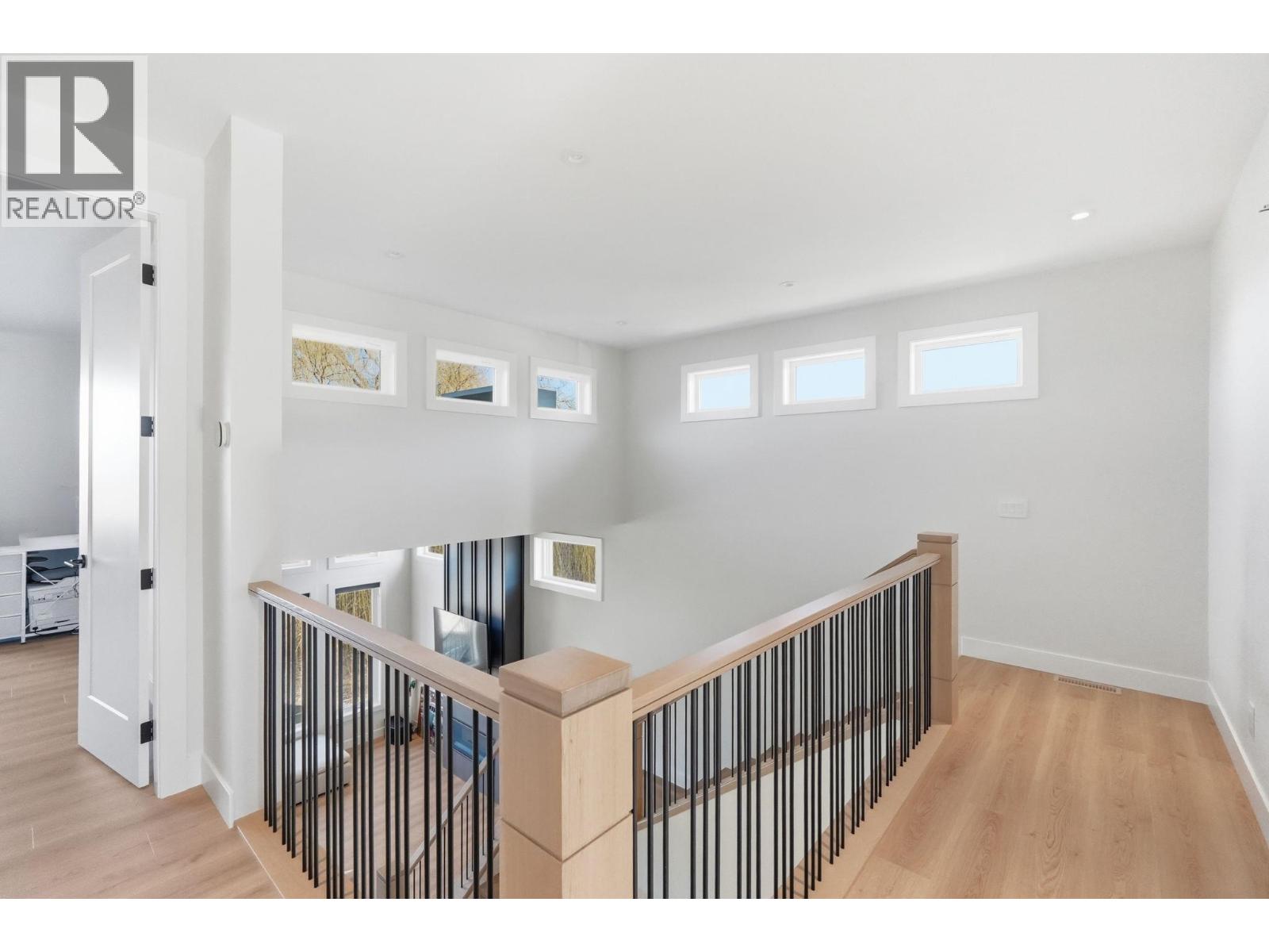 940 Bull Crescent - 21