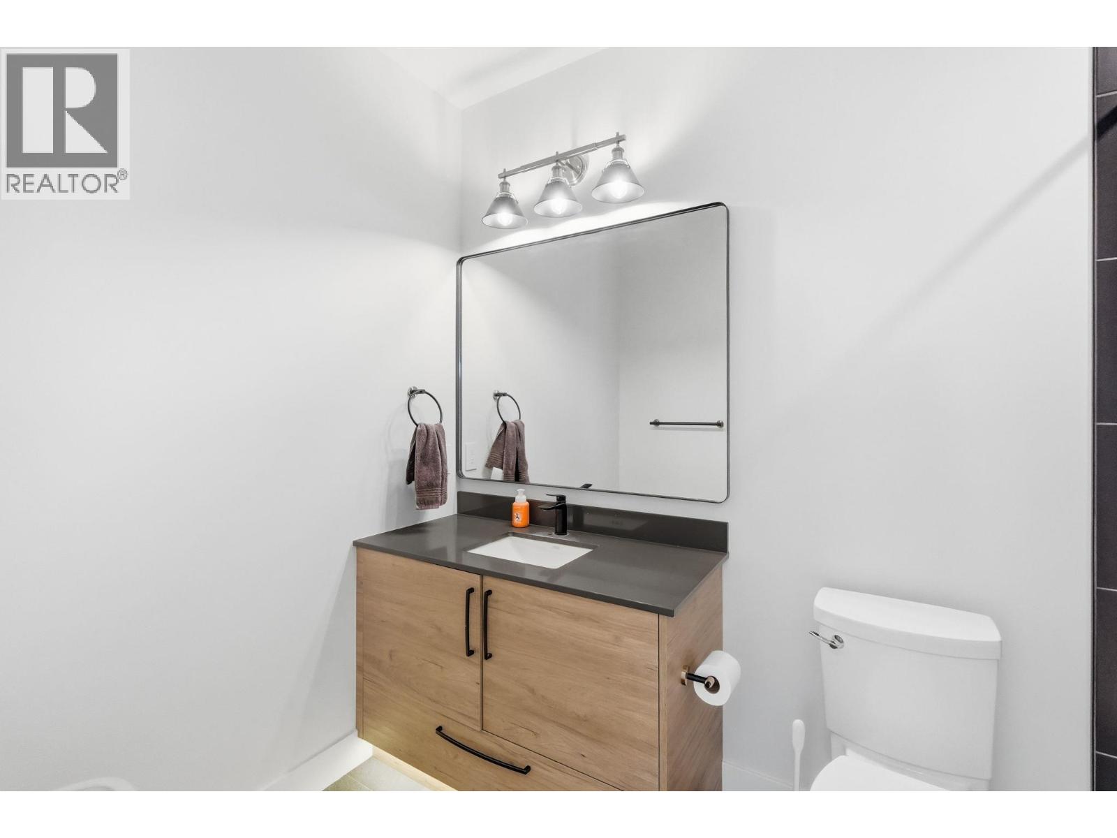  940 Bull Crescent, Kelowna