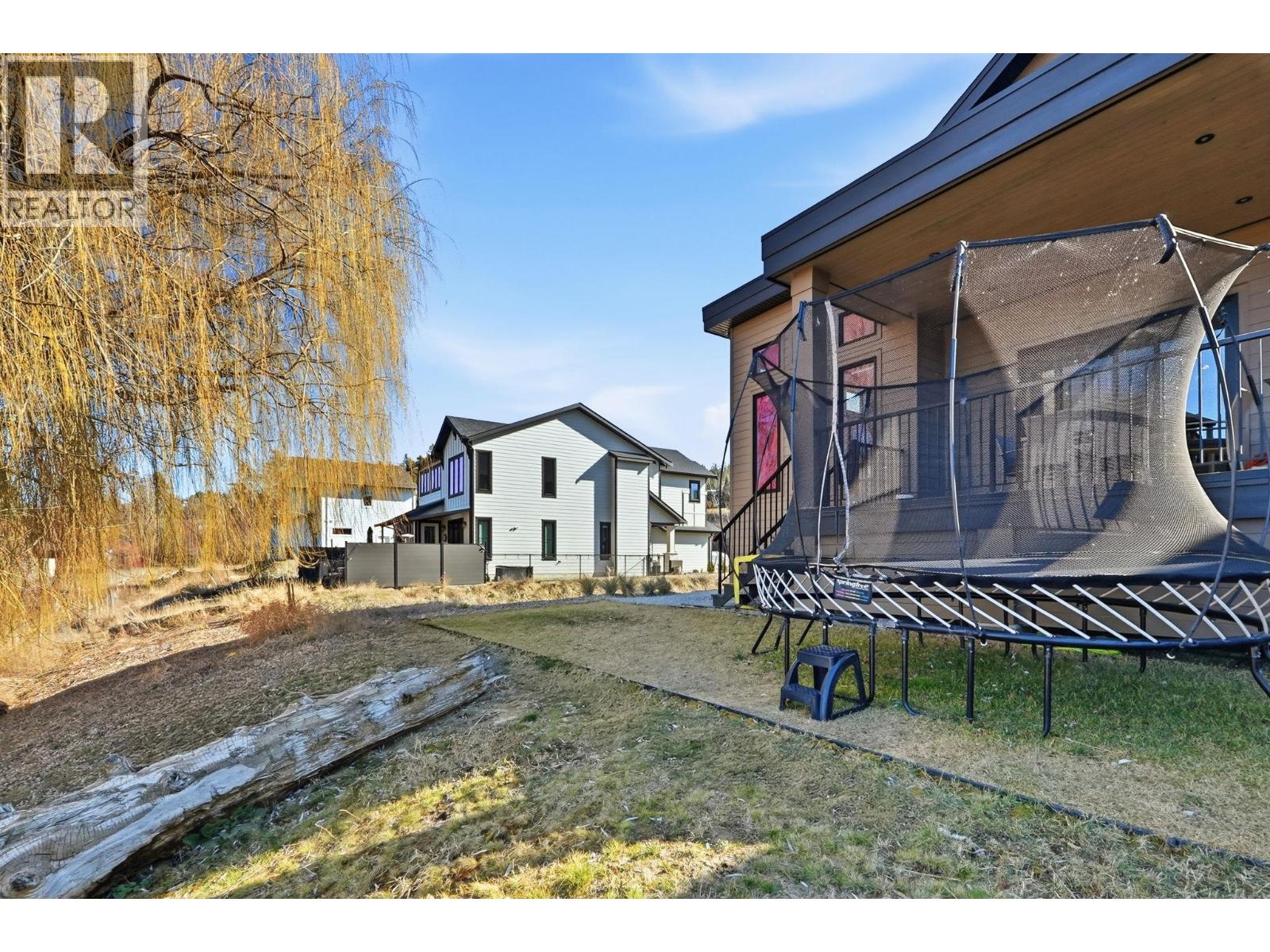  940 Bull Crescent, Kelowna