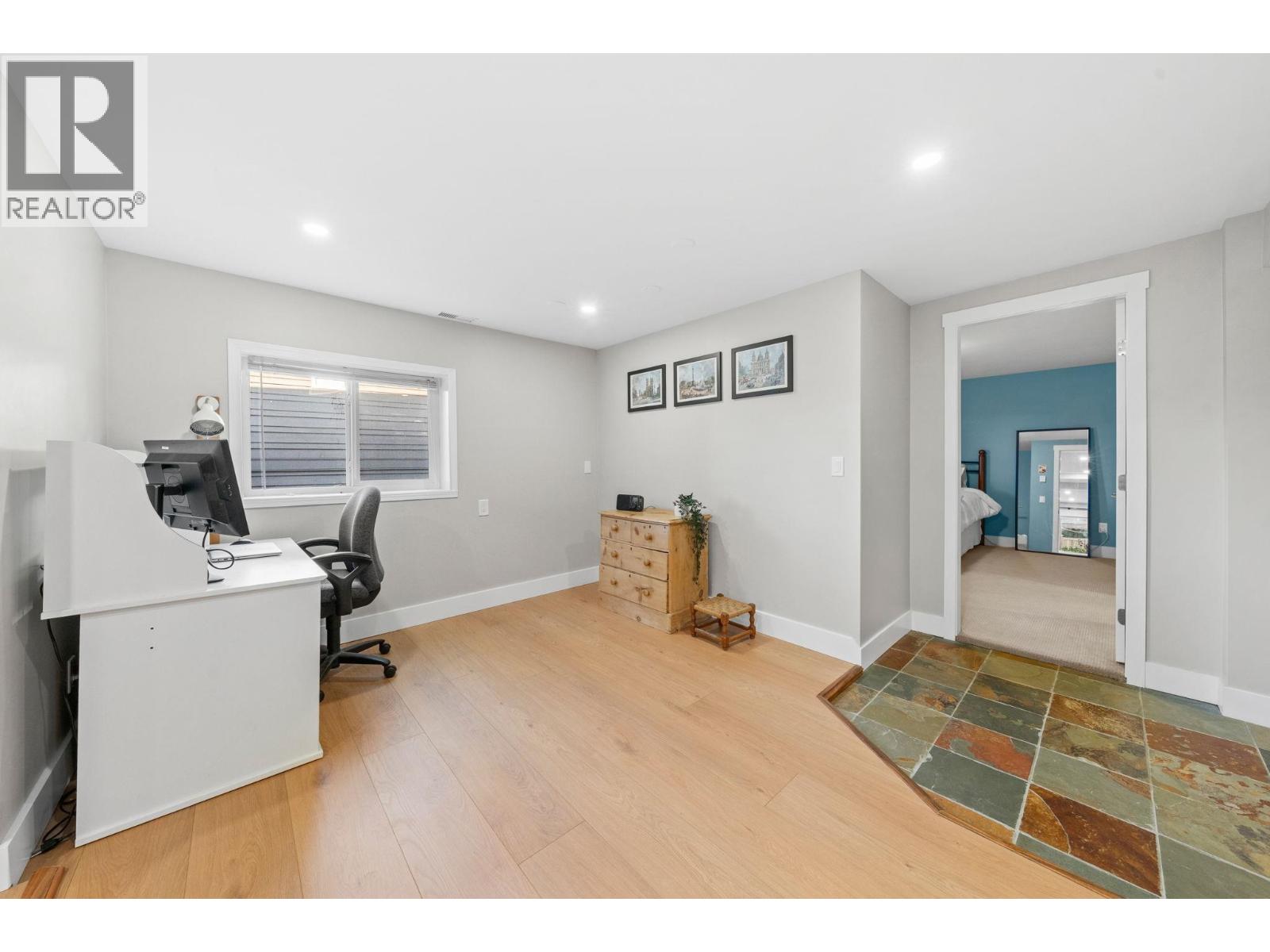 759 WINONA AVENUE, North Vancouver