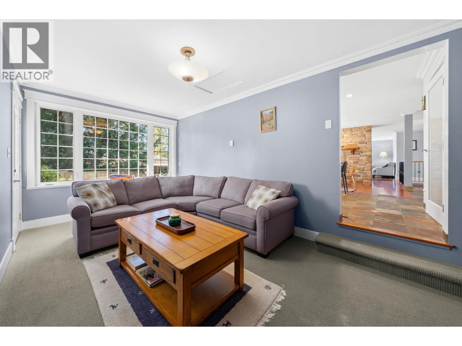 759 WINONA AVENUE, North Vancouver