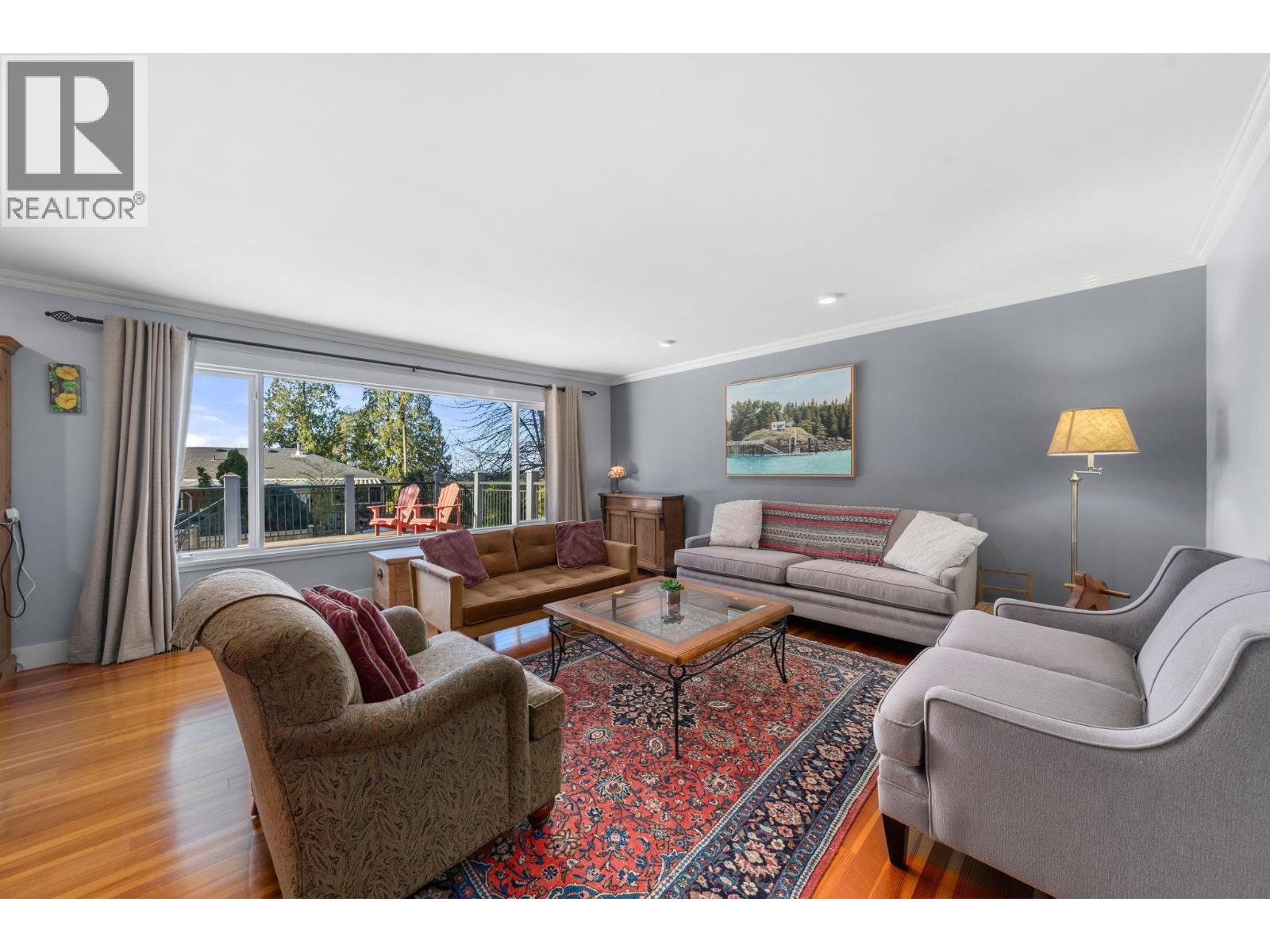 759 WINONA AVENUE, North Vancouver