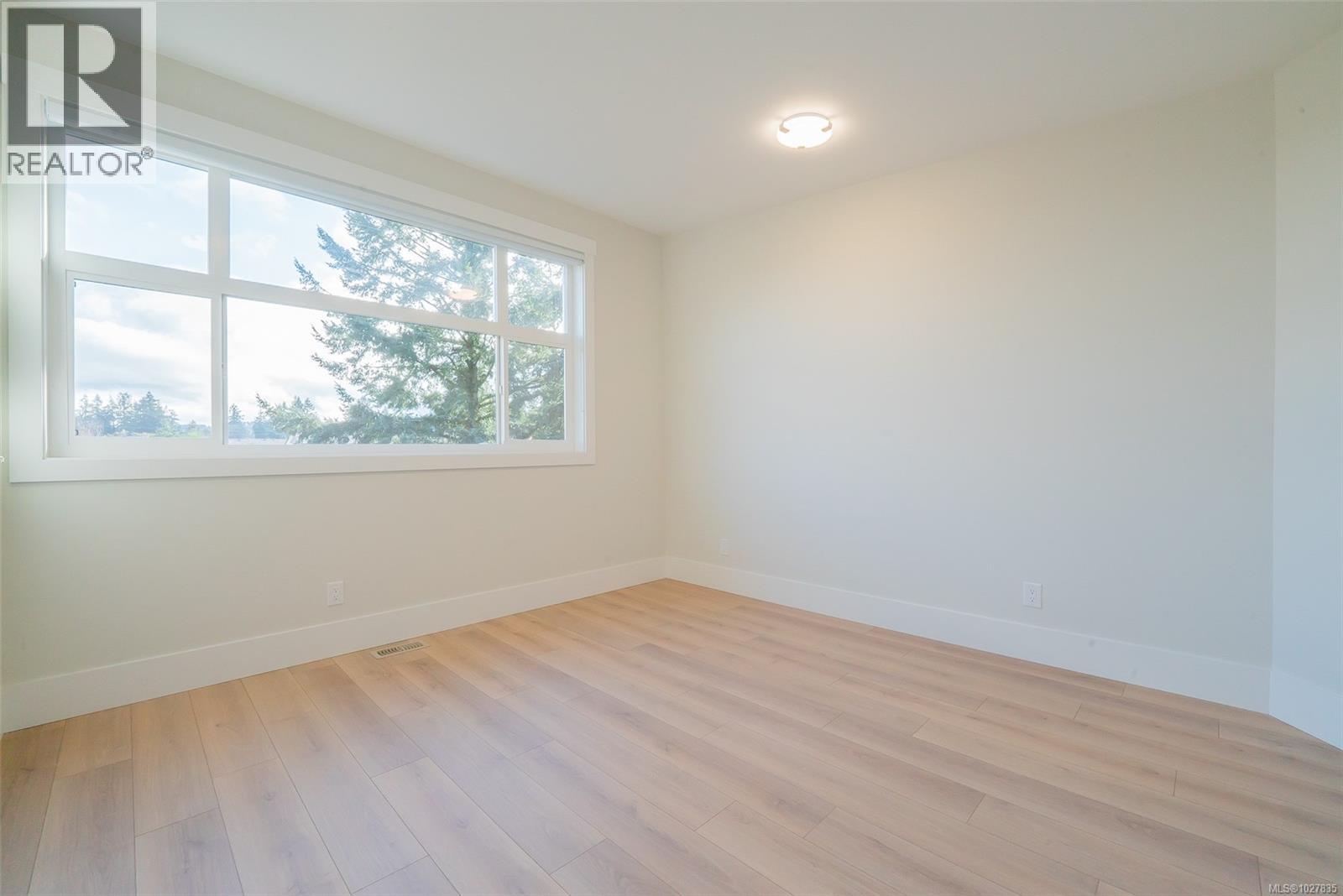 #109 1615 NORTHFIELD RD - 21