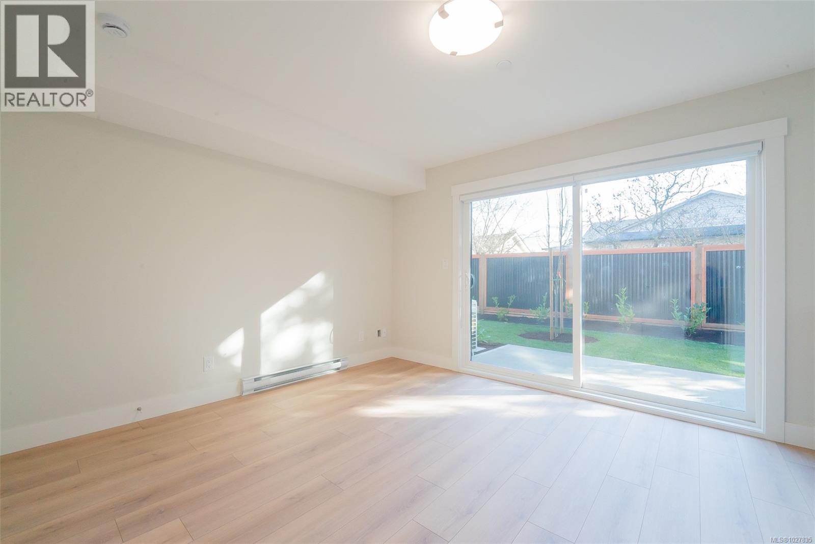 #109 1615 NORTHFIELD RD - 4